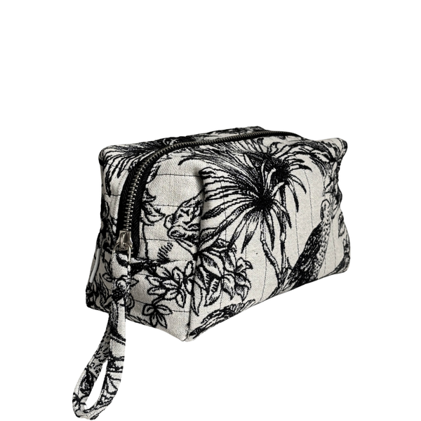 Safari Black & White - The Jacquard Toilettas